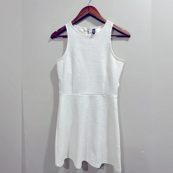 h&m white cut out dress H&amp;M + Cut-Out Dress